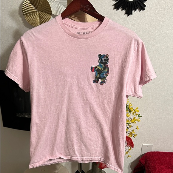 riot society Other - VINTAGE Riot Society Pink Short Sleeve Tee with Bear Graphic